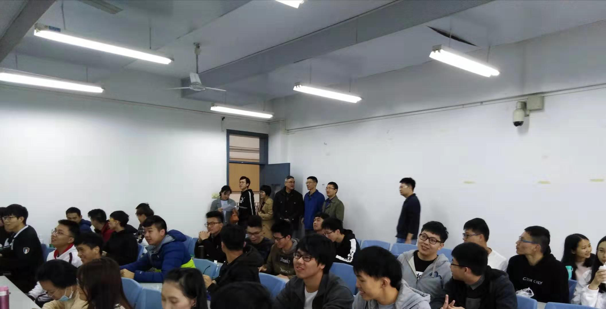 学院领导巡堂督导新学期开学第一课2.png