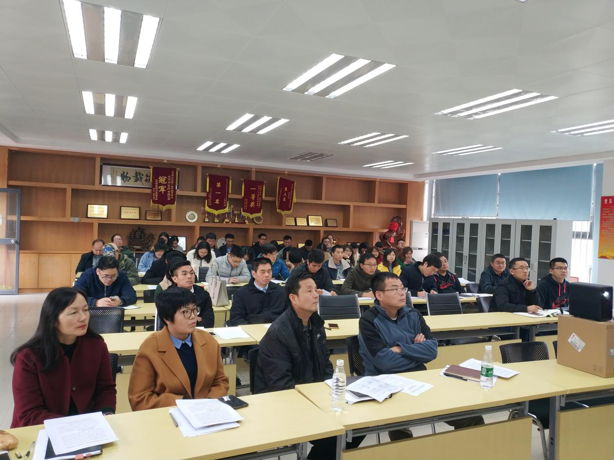 银河优越会
教工党支部召开2018年度专题组织生活会和党员民主测评3.png